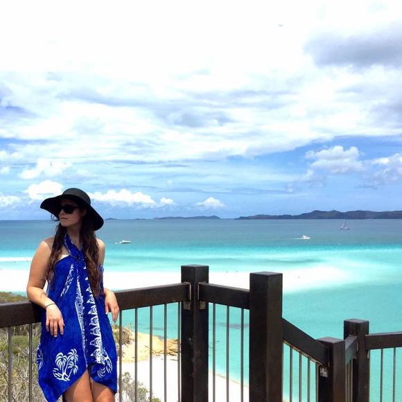 Meet your Posher, Melissa - Picture 1 of 1